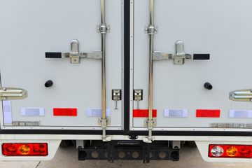  V3 2.0L 144  3.7׵ʽ΢(BJ5030XXY5JV7-44)ͼƬ