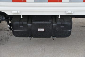 ���� ����M2 ������ 1.6L 122���� ���� 4�׵�������΢��(BJ1032V5JV5-11)ͼƬ