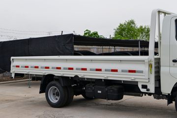 ���� ����M2 ������ 1.6L 122���� ���� 4�׵�������΢��(BJ1032V5JV5-11)ͼƬ