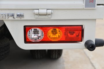 ���� ����M2 ������ 1.6L 122���� ���� 4�׵�������΢��(BJ1032V5JV5-11)ͼƬ