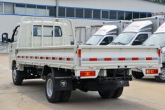 福田 祥菱M2 豪华型 1.6L 122马力 汽油 4米单排栏板微卡(BJ1032V5JV5-11)