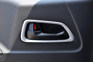 Ծ�� ��ԽC300 132���� 3.15��˫�������Ῠ(����)(SH1043ZFDCMS4)ͼƬ