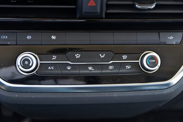 Ծ�� ��ԽC300 132���� 3.15��˫�������Ῠ(����)(SH1043ZFDCMS4)ͼƬ