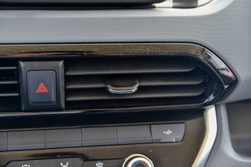 Ծ�� ��ԽC300 132���� 3.15��˫�������Ῠ(����)(SH1043ZFDCMS4)ͼƬ