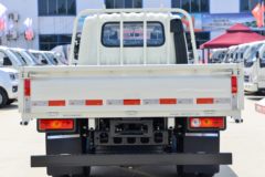 福田 时代领航S1 150马力 3.19米双排栏板小卡