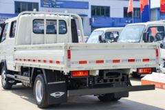 福田 时代领航S1 150马力 3.19米双排栏板小卡