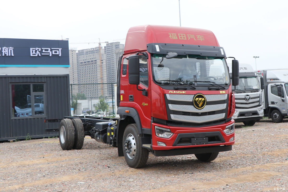 福田 欧航R pro系 300马力 4X2 6.8米AMT自动档栏板载货车