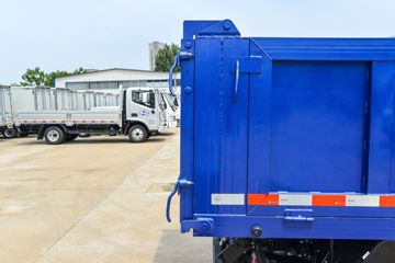 福田瑞沃 金刚S1 PLUS 150马力 4X2 3.3米自卸车(万里扬5档)(BJ3125DGJBA-03)上装图片
