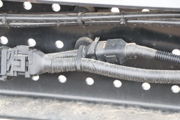 ���� ŷ��R proϵ 300���� 4X2 6.8��AMT�Զ��������ػ���(BJ1186VKPGK-DM1)ͼƬ