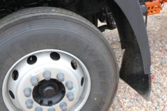 福田 欧航R pro系 300马力 4X2 6.8米AMT自动档栏板载货车(BJ1186VKPGK-DM1)