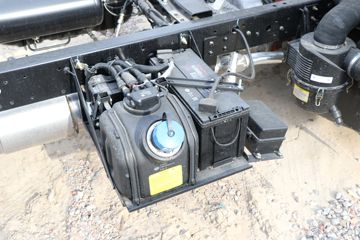 ��� ��VR 142���� 3.65�׵�����ʽ�ῨͼƬ