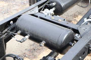 ��� ��VR 142���� 3.65�׵�����ʽ�ῨͼƬ