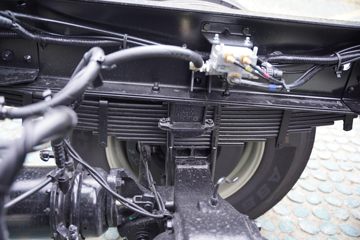 �ൺ��� JH6 300���� 6.75��LNG��դʽ�ػ���ͼƬ