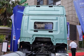 �ൺ��� JH6 300���� 6.75��LNG��դʽ�ػ���ͼƬ