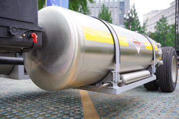 �ൺ��� JH6 300���� 6.75��LNG��դʽ�ػ���ͼƬ