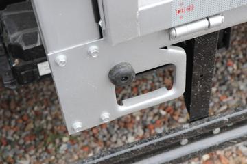 ���� ŷ����S1 ��ӯ�� 140���� 3.83���Ű������ῨͼƬ