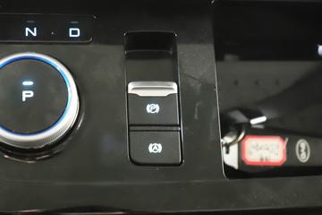 ���ǵ�T5EV �Ƹ��� 4.5T 4.03�׵��Ŵ��綯��ʽ�Ῠ94.3kWhͼƬ