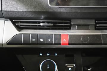 ���ǵ�T5EV �Ƹ��� 4.5T 4.03�׵��Ŵ��綯��ʽ�Ῠ94.3kWhͼƬ