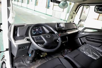 ���ǵ�T5EV �Ƹ��� 4.5T 4.03�׵��Ŵ��綯��ʽ�Ῠ94.3kWhͼƬ