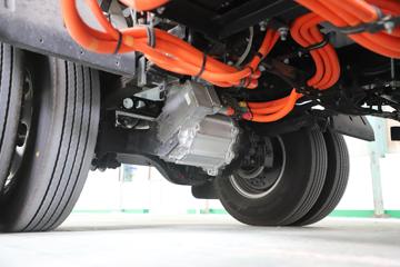 ���ǵ�T5EV �Ƹ��� 4.5T 4.03�׵��Ŵ��綯��ʽ�Ῠ94.3kWhͼƬ