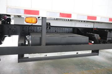 ���ǵ�T5EV �Ƹ��� 4.5T 4.03�׵��Ŵ��綯��ʽ�Ῠ94.3kWhͼƬ