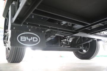 ���ǵ�T5EV �Ƹ��� 4.5T 4.03�׵��Ŵ��綯��ʽ�Ῠ94.3kWhͼƬ