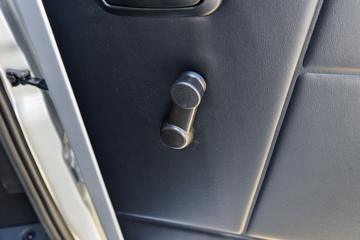 ����С�� D72L 2015��LV0 1.6L 122���� ���� 2.98��˫������΢��ͼƬ