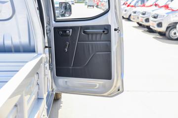 ����С�� D72L 2015��LV0 1.6L 122���� ���� 2.98��˫������΢��ͼƬ
