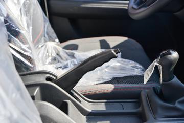 ����С�� D72L 2015��LV0 1.6L 122���� ���� 2.98��˫������΢��ͼƬ