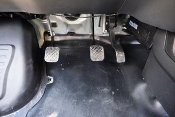����С�� D72L 2015��LV0 1.6L 122���� ���� 2.98��˫������΢��ͼƬ