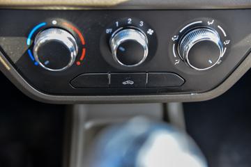 ����С�� ����ţ�� LV0 1.6L���� 122���� 3.07�׵�����ʽ΢��ͼƬ