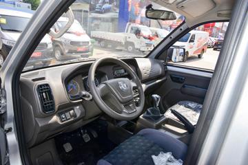 创富牛卡&nbsp;载货车驾驶室                                               图片