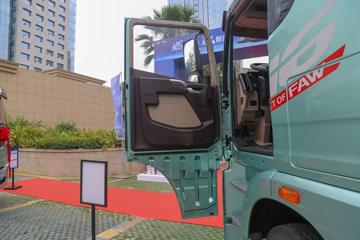 ൺ JH6ؿ 캽2.0 530 8X4 9.4LNGդʽػ(CA5311CCYP25K15L7T4NE6A80)ͼƬ
