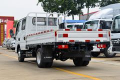 跃进 福星S100Q 1.6L 123马力 汽油 3.2米双排栏板小卡