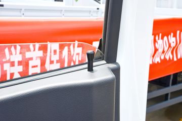 Ծ�� ����S100Q 1.6L 123���� ���� 3.2��˫������С��ͼƬ