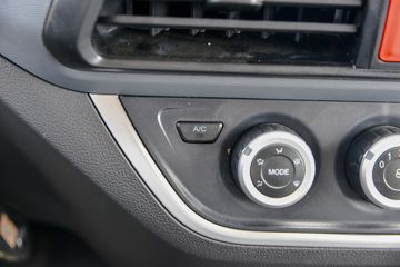 Ծ�� ����S100Q 1.6L 123���� ���� 3.2��˫������С��ͼƬ