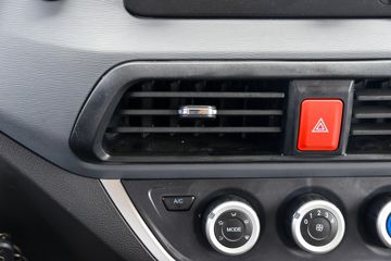 Ծ�� ����S100Q 1.6L 123���� ���� 3.2��˫������С��ͼƬ