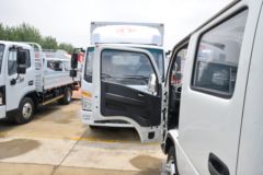 跃进 福星S100Q 1.6L 123马力 汽油 3.2米双排栏板小卡