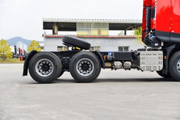 �������ó� ����KL�ؿ� ������2.0 490���� 6X4 ǣ����(Һ��)(440����)(DFH4250D15)ͼƬ