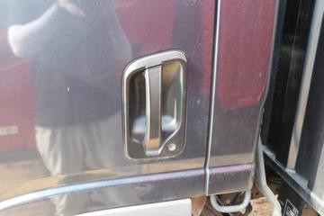 һ������ ��Ź�ʨ 130���� 4.2�׵�����ʽ�ῨͼƬ