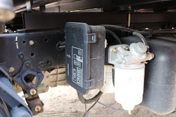 һ������ ��Ź�ʨ 130���� 4.2�׵�����ʽ�ῨͼƬ