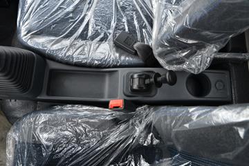 ���� ����������K6 163���� 4X2 4.2�ױ����������䳵(������)(CLQ5090XQY6E)ͼƬ