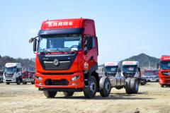 东风商用车 天锦KR PLUS 300马力 6X2 9.8米仓栅式载货车(高顶三卧)(法士特8档)