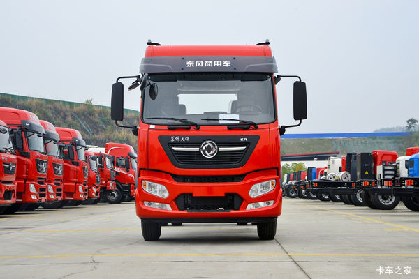 东风商用车 天锦KR 精英版 4.8L柴油 240马力 4X2 东风8档 高顶双卧 6.8米厢式载货车