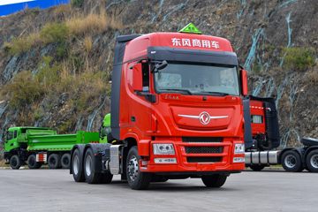 东风商用车 天龙旗舰KX 嵘耀版 465马力 6X4 危险品牵引车(液缓)