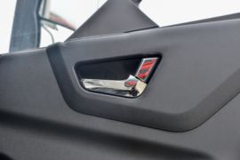 东风天锦KR&nbsp;洒水车/喷洒车驾驶室图片