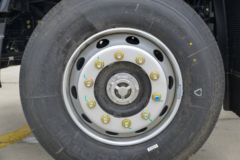 东风商用车 天锦KR 18T 4X2 纯电动洒水车(DFZ5180GSSEV3)210.57kWh