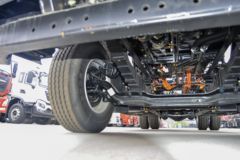 东风商用车 天锦KR 18T 4X2 纯电动洒水车(DFZ5180GSSEV3)210.57kWh