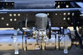 东风天锦KR&nbsp;载货车底盘                                                图片