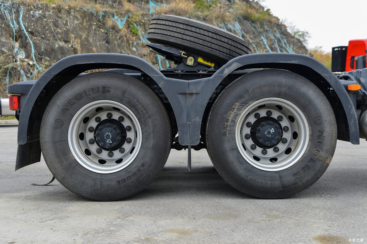 �������ó� �����콢KX ���߰� 580���� 6X4 LNG�Զ���ǣ����(Һ��)(DFH4250D13)����                                                